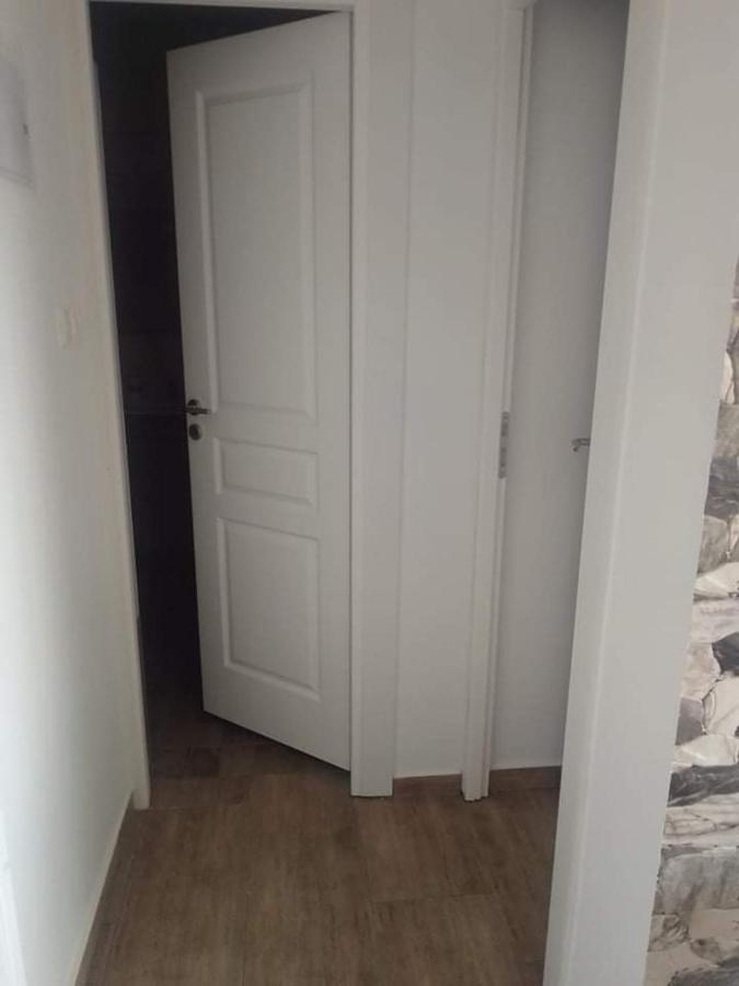 Frangeskos Beach Apartment'S Декелия Экстерьер фото