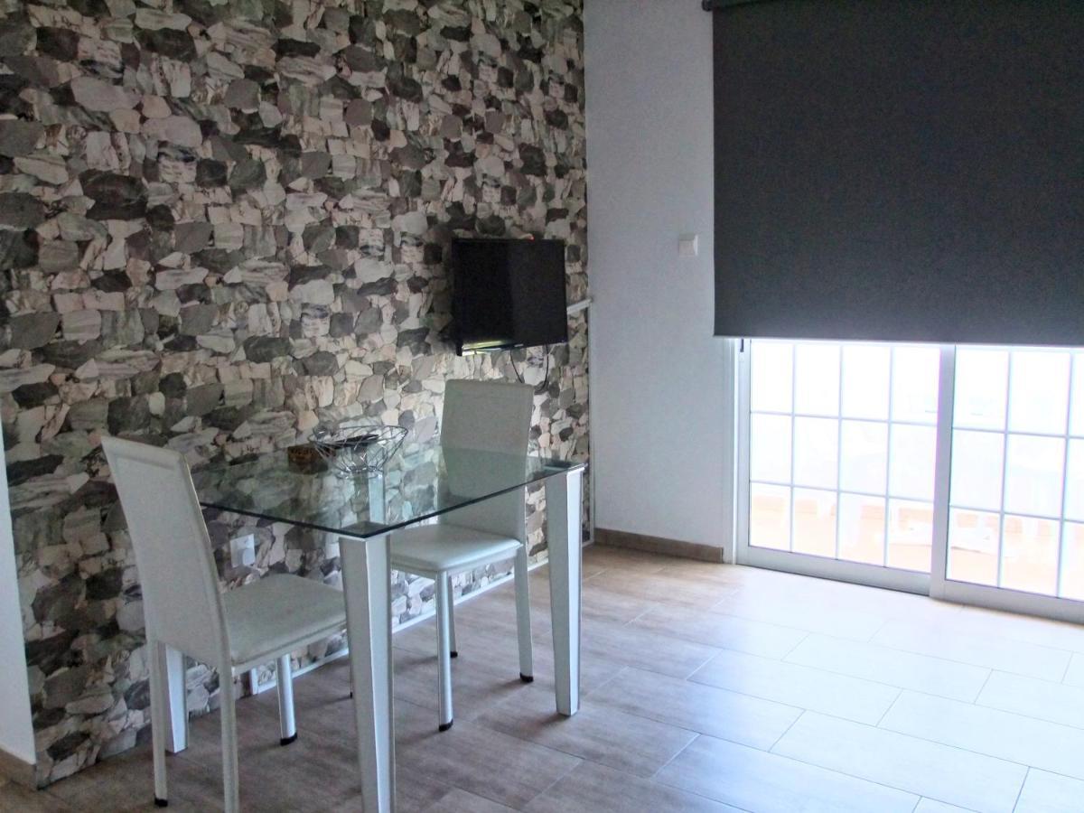 Frangeskos Beach Apartment'S Декелия Экстерьер фото